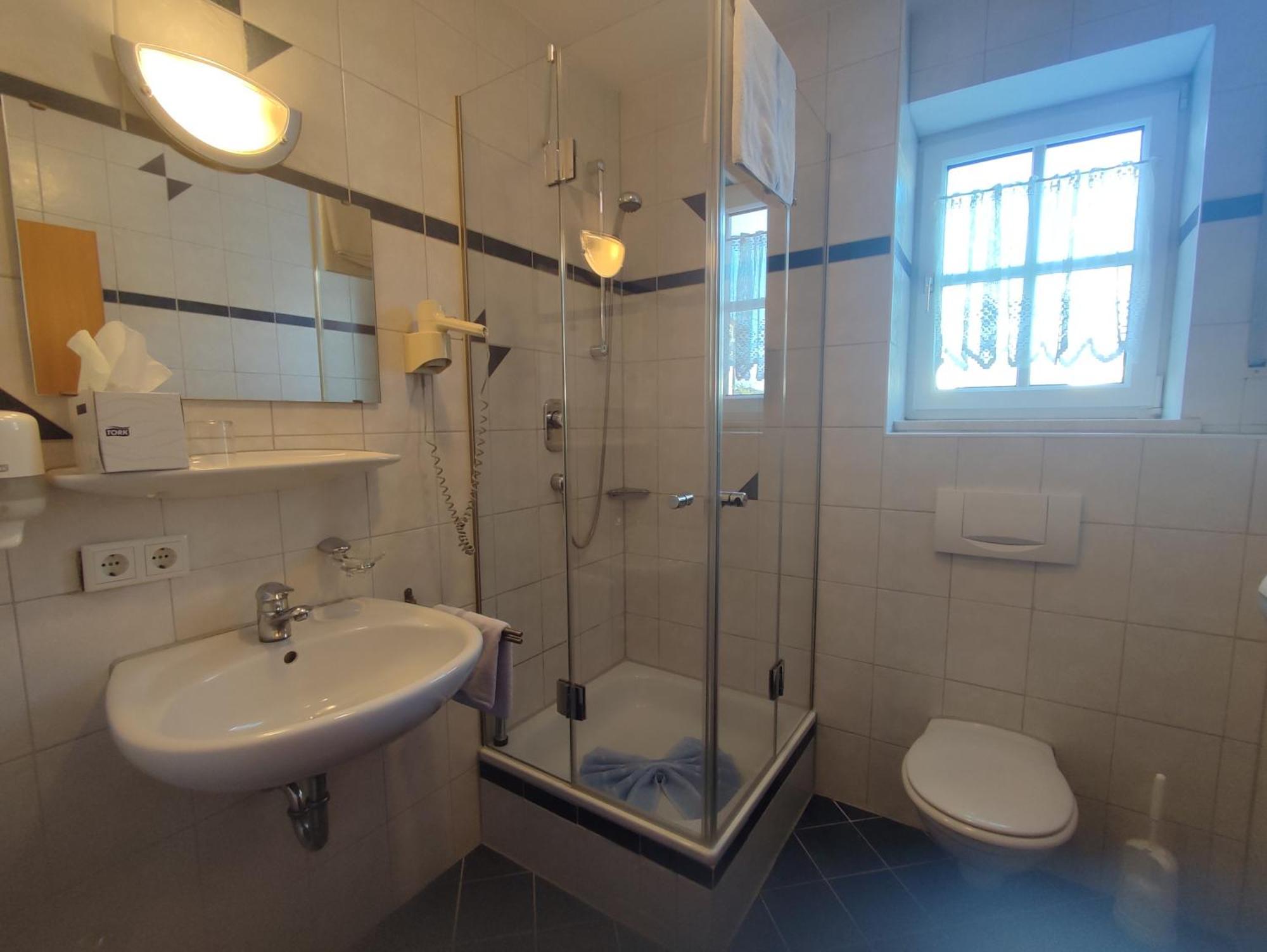 Hotel Landgasthof Euringer Oberstimm Bagian luar foto